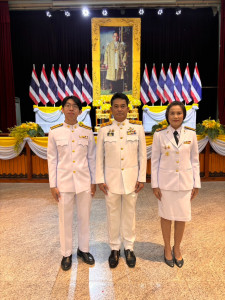 พิธีทำบุญตักบาตรถวายพระราชกุศล และพิธีวางพวงมาลา ... พารามิเตอร์รูปภาพ 1