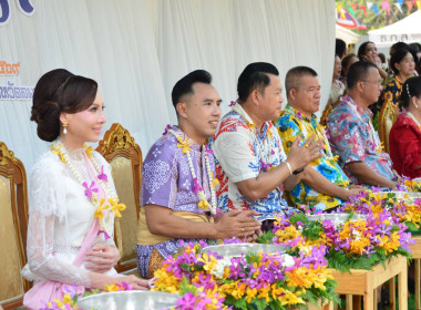 สำนักงานสหกรณ์จังหวัดลพบุรี ร่วมพิธีสรงน้ำพระพุทธรูป ... พารามิเตอร์รูปภาพ 10